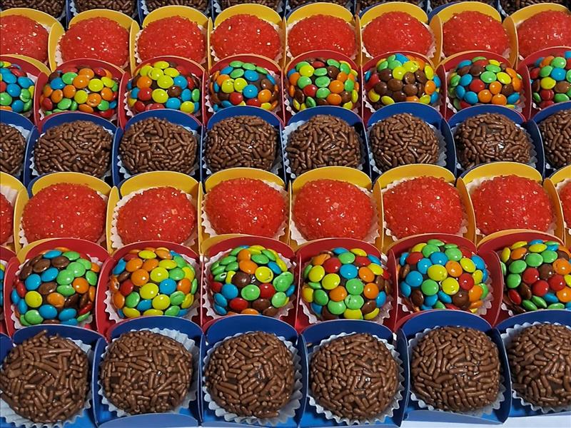 DOCES TRADICIONAIS E ESPECIAIS